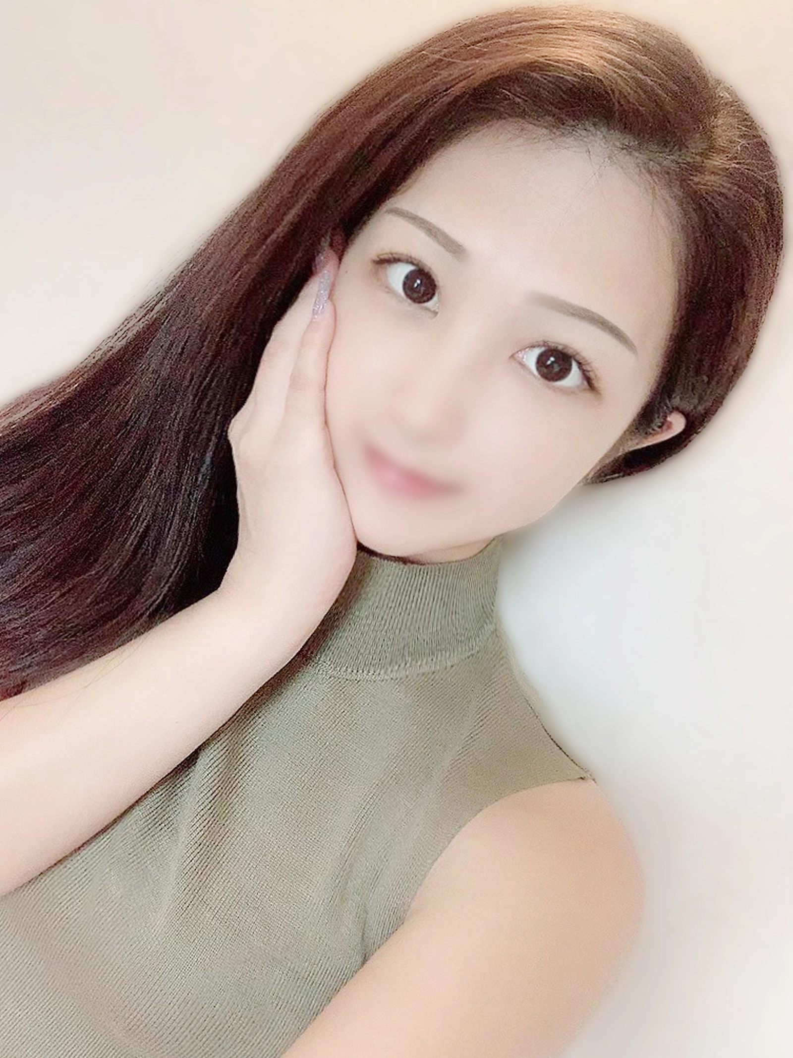 茜